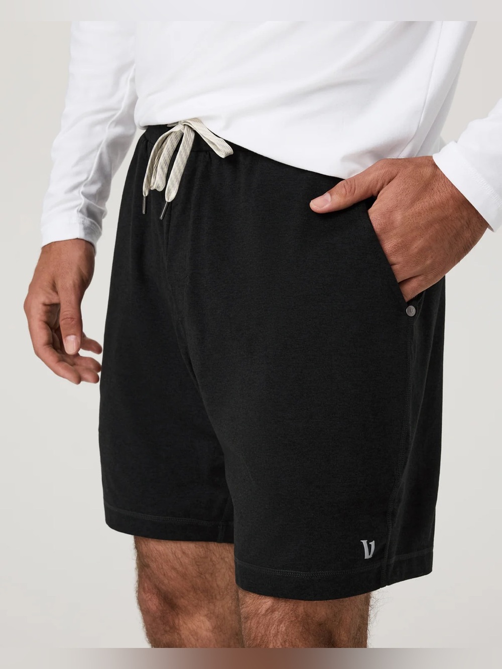 Vuori Ponto Performance Short 7” in Black Heather Size Large